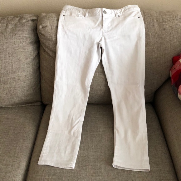Express White Crop Zelda Jean Leggings NWT - Picture 3 of 6
